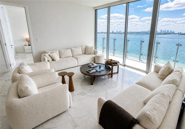 700 NE 26th Ter 1402, Miami, FL 33137