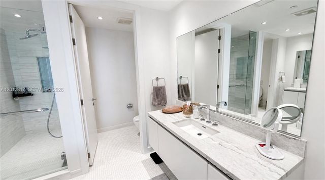 700 NE 26th Ter 1402, Miami, FL 33137