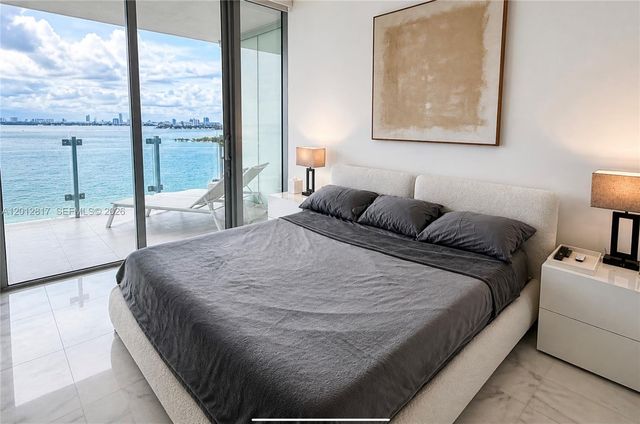 700 NE 26th Ter 1402, Miami, FL 33137