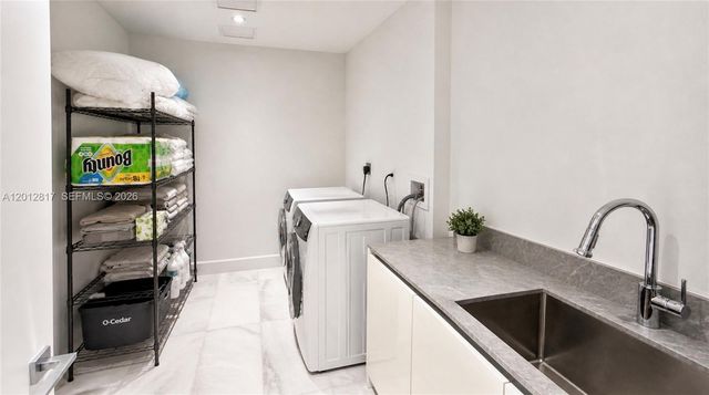 700 NE 26th Ter 1402, Miami, FL 33137