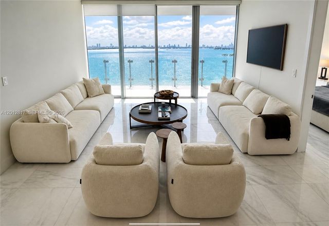 700 NE 26th Ter 1402, Miami, FL 33137