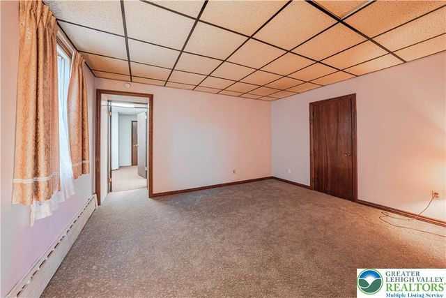 1046 3rd Street, North Catasauqua Bor, PA 18032