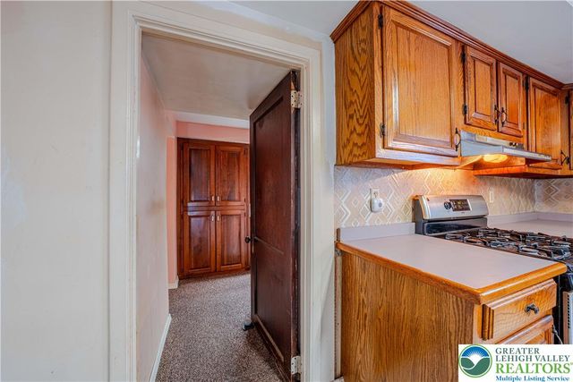 1046 3rd Street, North Catasauqua Bor, PA 18032