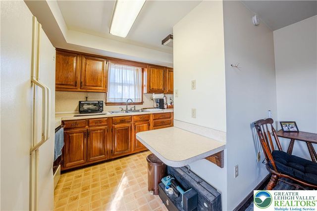 1046 3rd Street, North Catasauqua Bor, PA 18032