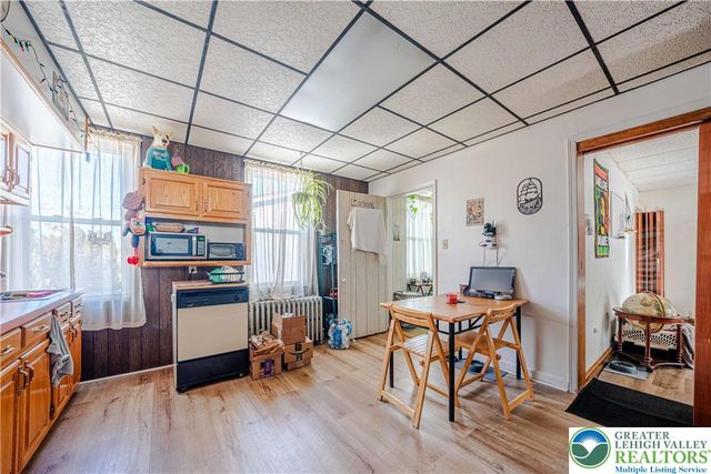 1046 3rd Street, North Catasauqua Bor, PA 18032