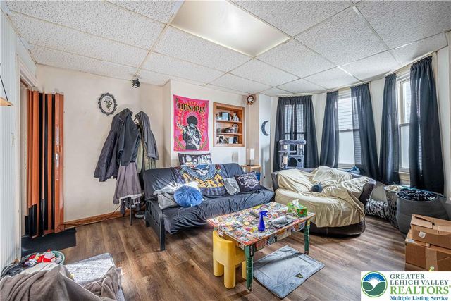 1046 3rd Street, North Catasauqua Bor, PA 18032