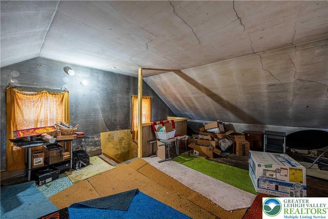 1046 3rd Street, North Catasauqua Bor, PA 18032