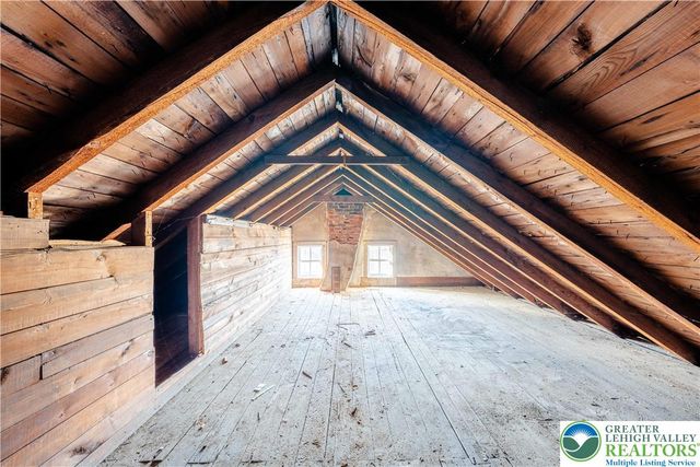 1046 3rd Street, North Catasauqua Bor, PA 18032