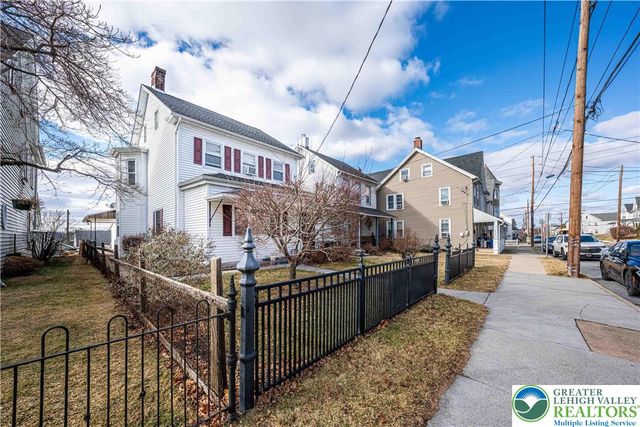 1046 3rd Street, North Catasauqua Bor, PA 18032