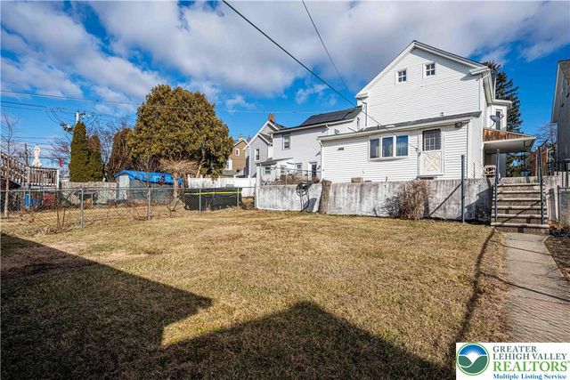 1046 3rd Street, North Catasauqua Bor, PA 18032