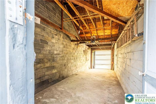 1046 3rd Street, North Catasauqua Bor, PA 18032