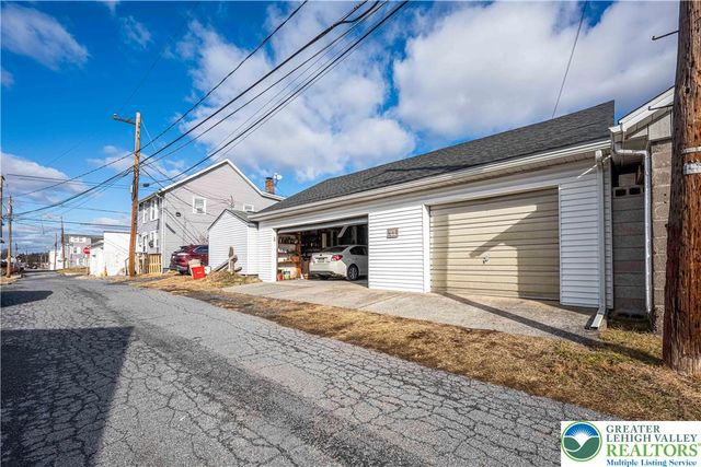 1046 3rd Street, North Catasauqua Bor, PA 18032