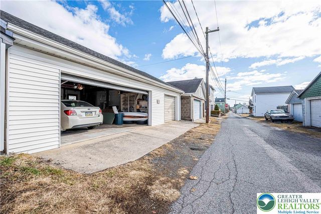 1046 3rd Street, North Catasauqua Bor, PA 18032