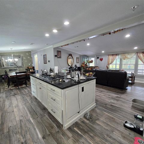 476 Road 5005, Cleveland, TX 77327
