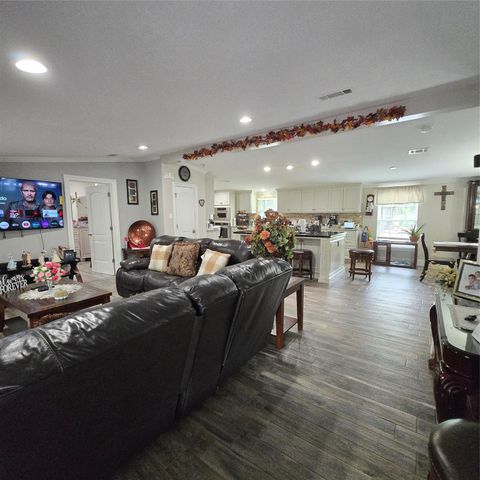 476 Road 5005, Cleveland, TX 77327