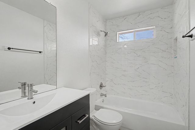 2213 Riverplace Drive, Flower Mound, TX 75028