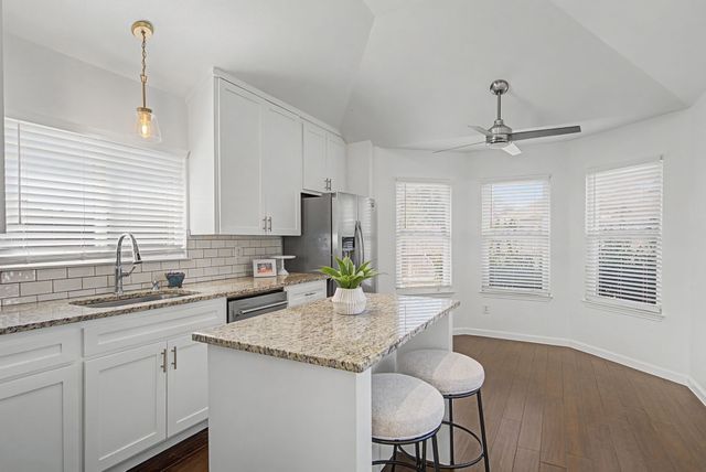 2213 Riverplace Drive, Flower Mound, TX 75028