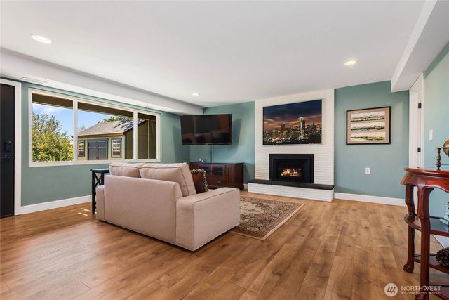 7841 S 135th Street, Seattle, WA 98178