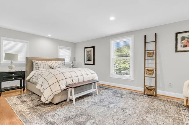 113 Oyster Point Row, Charleston, SC 29412