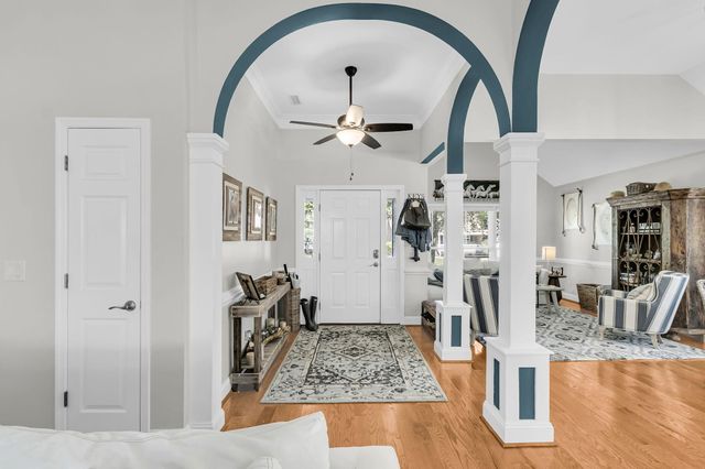 113 Oyster Point Row, Charleston, SC 29412