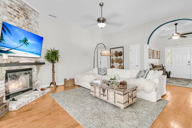 113 Oyster Point Row, Charleston, SC 29412