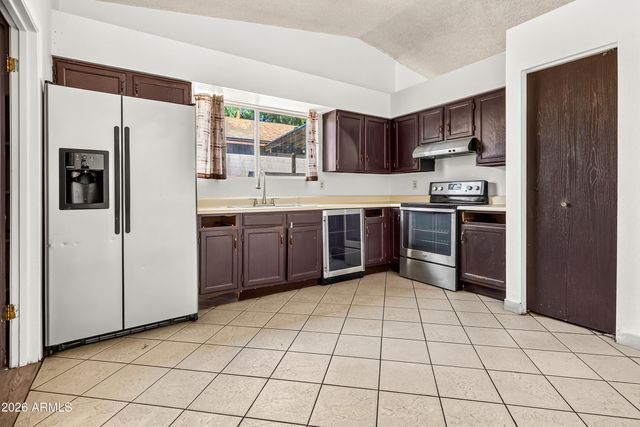 876 S NEBRASKA Street 10, Chandler, AZ 85225
