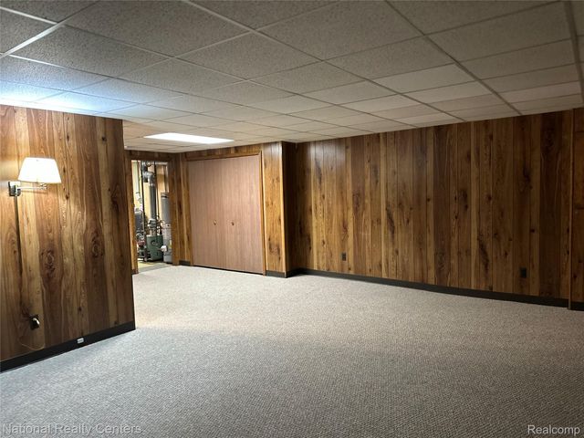 12421 Cambridge Boulevard 4, Green Oak Township, MI 48178