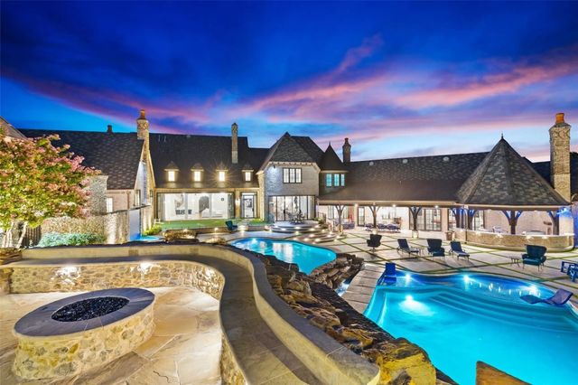 935 W Dove Road, Southlake, TX 76092