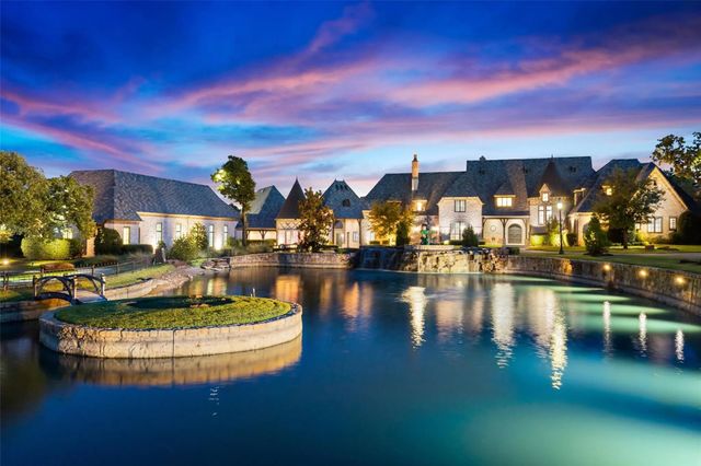 935 W Dove Road, Southlake, TX 76092