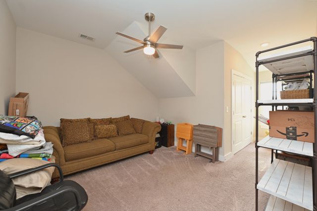 1144 Lock 4 Rd Unit J2, Gallatin, TN 37066