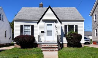 19701 Ormiston Avenue, Cleveland, OH 44119