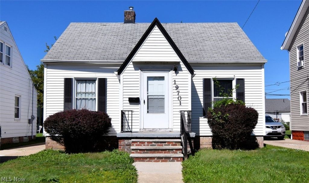 19701 Ormiston Avenue, Cleveland, OH 44119