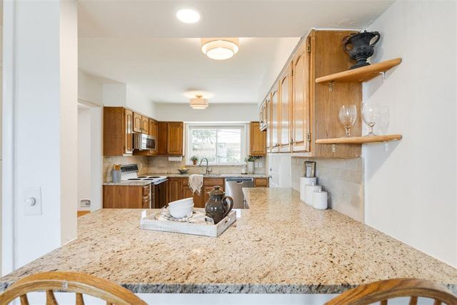 10013 Ridgeview Drive, Oklahoma City, OK 73120