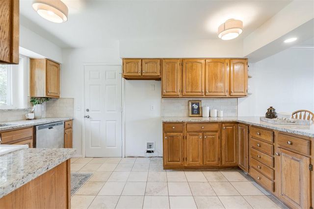 10013 Ridgeview Drive, Oklahoma City, OK 73120