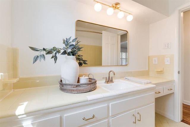 10013 Ridgeview Drive, Oklahoma City, OK 73120