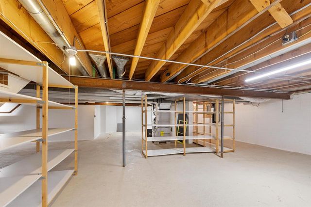 716 SUNSET DRIVE, Marinette, WI 54143