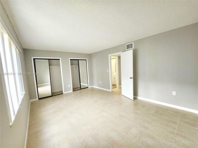 335 SW 20th Street 9, Fort Lauderdale, FL 33315