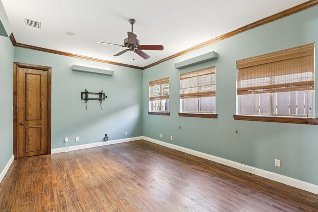 7000 Mossycup Lane, North Richland Hills, TX 76182