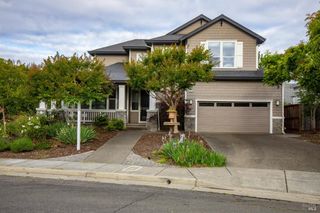 979 Lupine Ct, Healdsburg, CA 95448