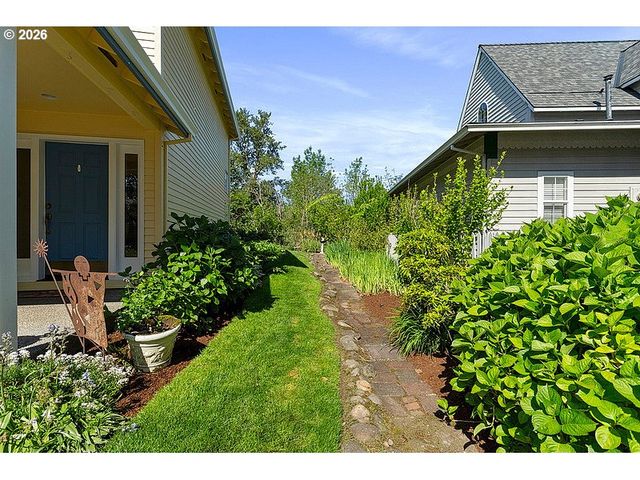 22106 Ne PARK Ln, Fairview, OR 97024