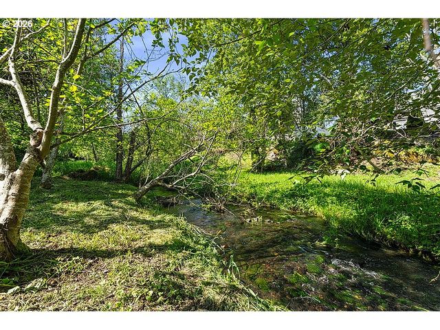 22106 Ne PARK Ln, Fairview, OR 97024
