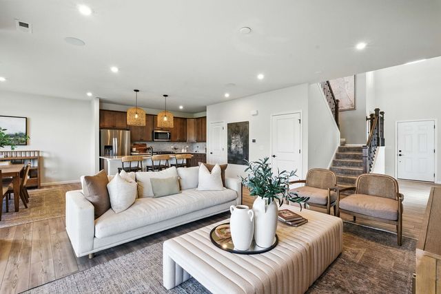 142 Daltrey Drive, Oswego, IL 60543