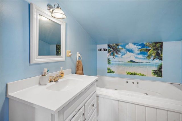 1991 Highgate Road, Swanton, VT 05488