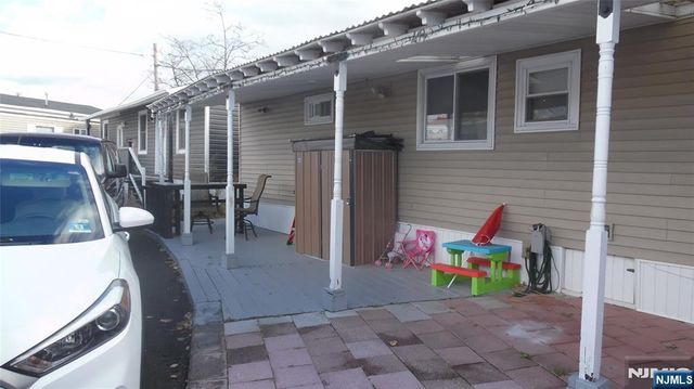 48 Helen Drive, Moonachie, NJ 07074