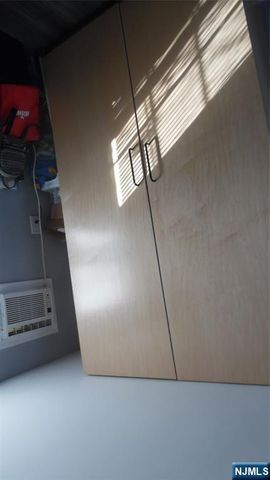 48 Helen Drive, Moonachie, NJ 07074