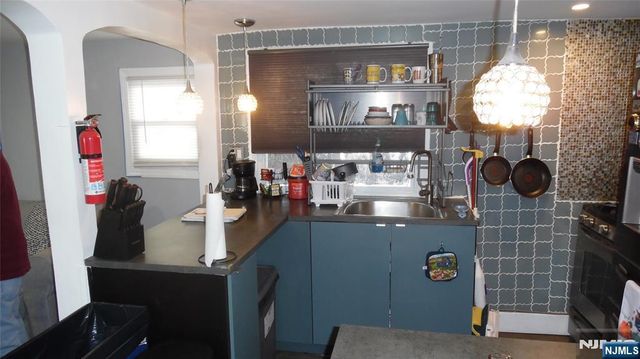 48 Helen Drive, Moonachie, NJ 07074