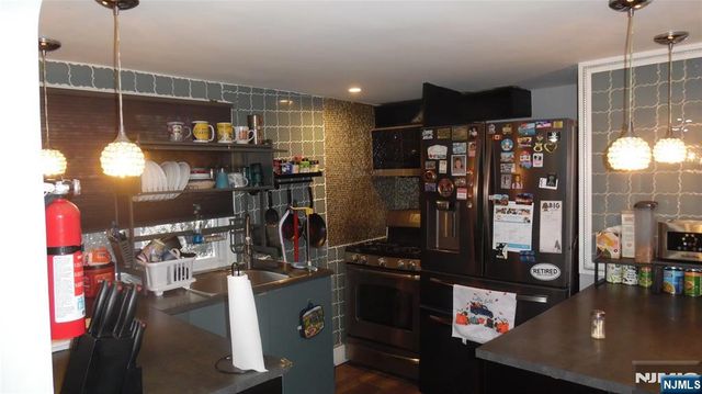 48 Helen Drive, Moonachie, NJ 07074