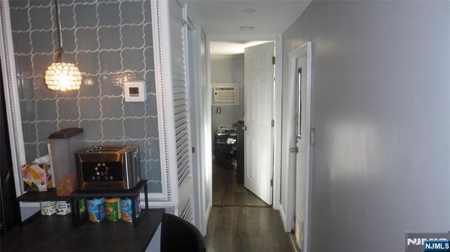 48 Helen Drive, Moonachie, NJ 07074