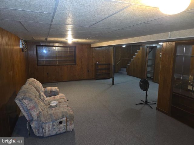 320 HEDRICK AVE, Martinsburg, WV 25405