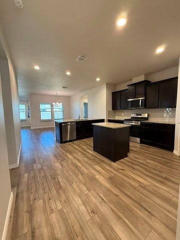 7709 Iron Man Dr, Corpus Christi, TX 78414